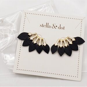 Stella and Dot earring